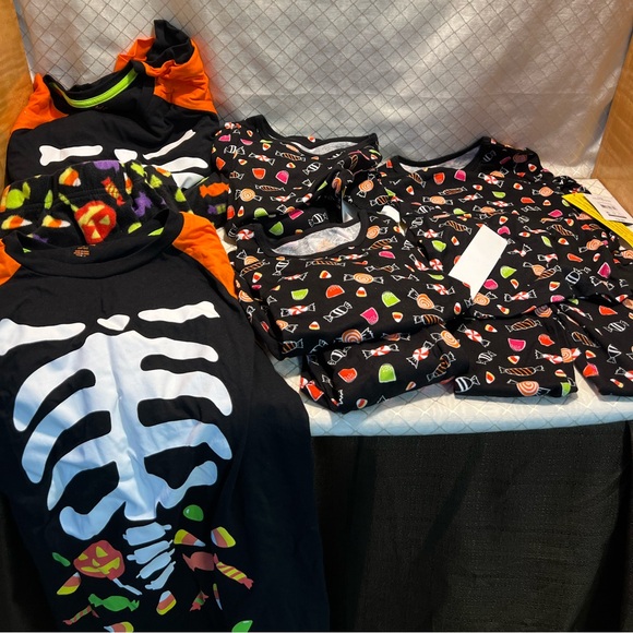 5 Halloween family matching PJ’s/Pajamas (2 adult/3kids)